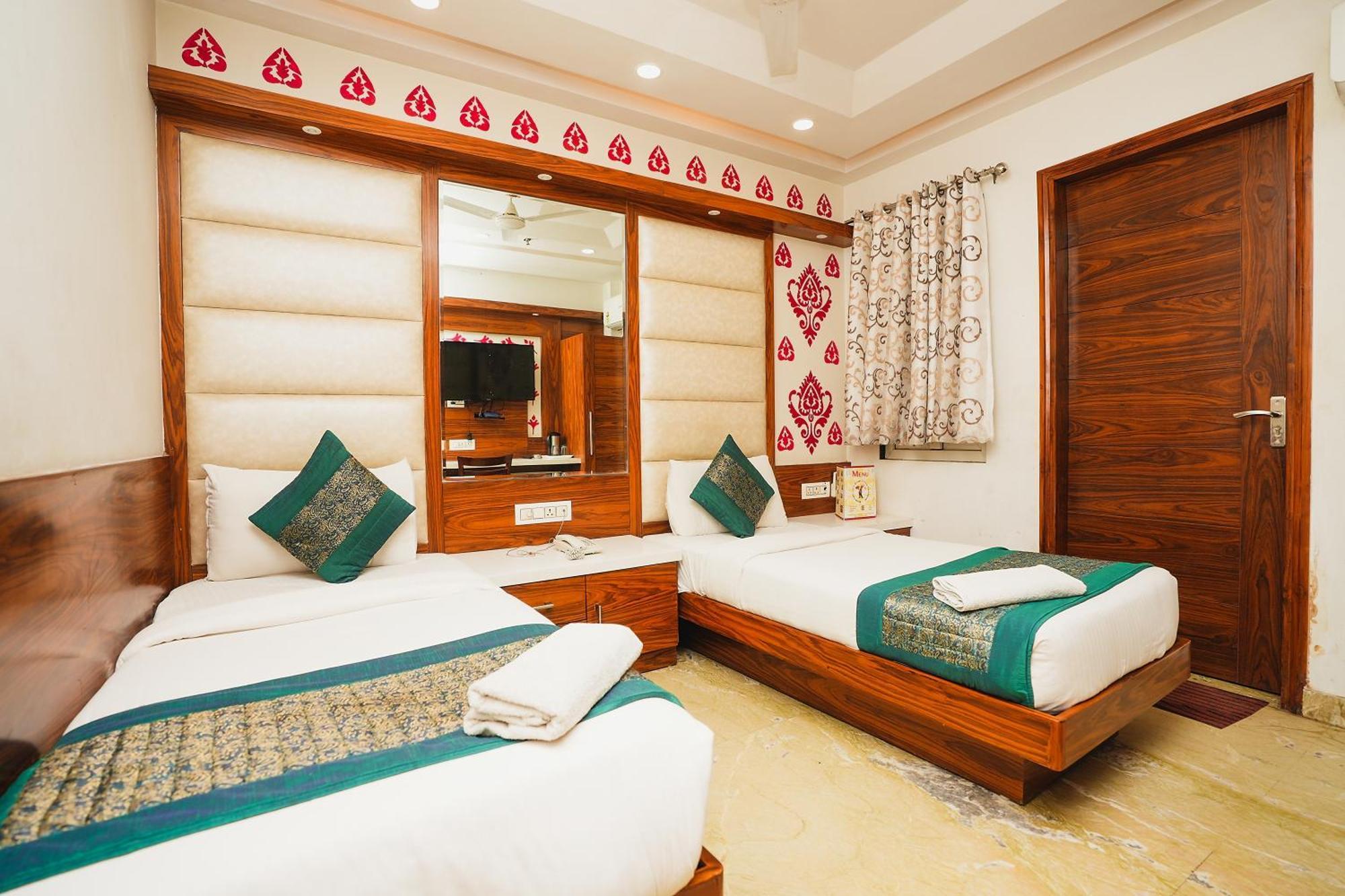 Hotel Kabir Palace Karol Bagh Nova Deli Exterior foto